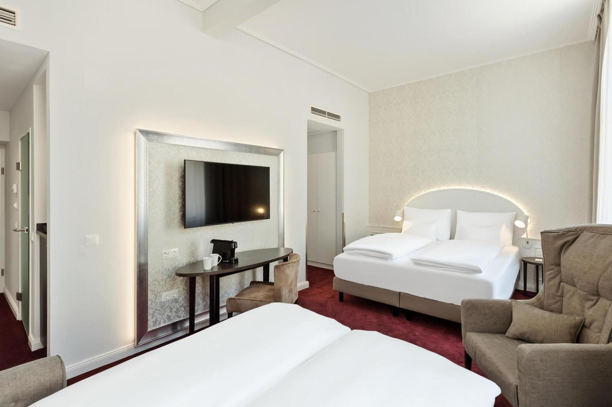 Hotel Rathauspark Wien, A Member Of Radisson Individuals Viena Exterior foto